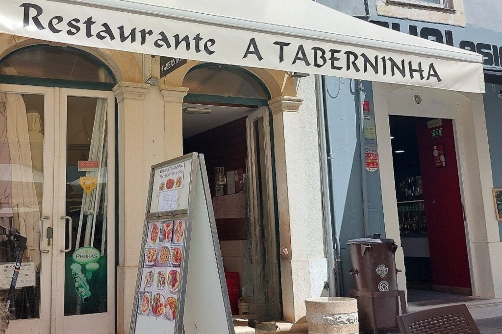 Copy of Taberninha fachada 1024x682